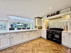 Photo 28- click for photo gallery